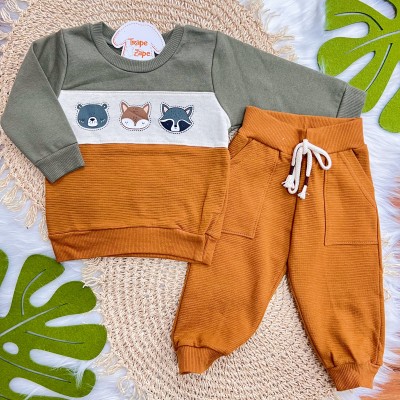 Conj. Casaco Bichinhos da Floresta e Calça de Moletom - Verde e Ferrugem